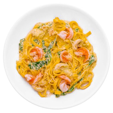 Üstü karides görünümlü Fettuccine Alfredo