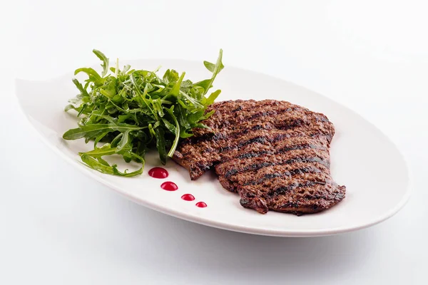 Ribeye Steak Avec Roquette Sur Assiette Blanche — Photo