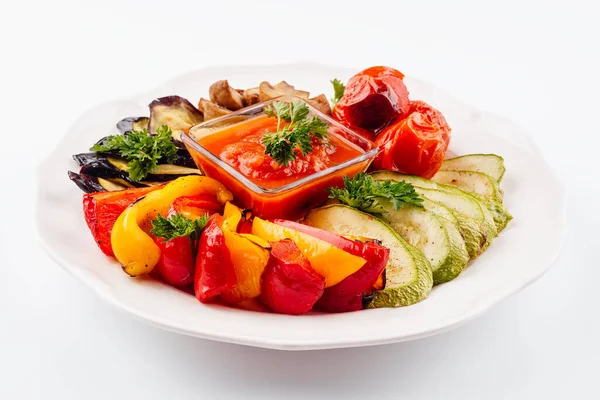 Verduras Coloridas Parrilla Plato Blanco —  Fotos de Stock