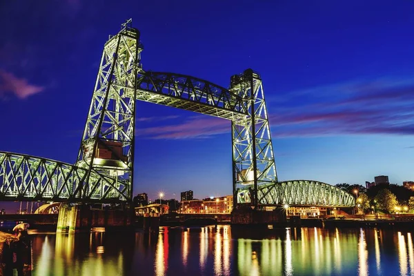 De Hef Railwaybridge Rotterdam at night