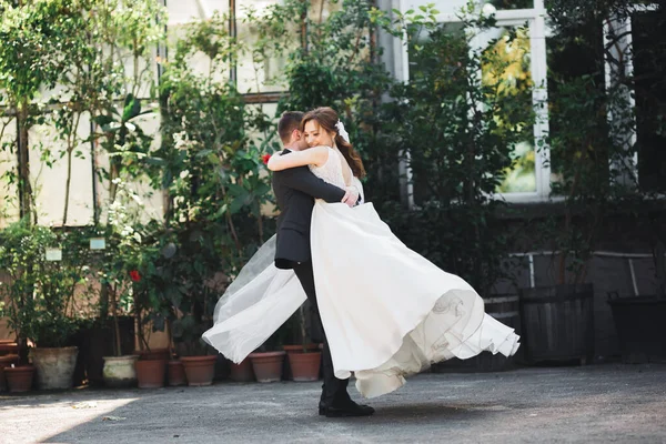Happy Beautiful Newlyweds Dancing Park — 스톡 사진