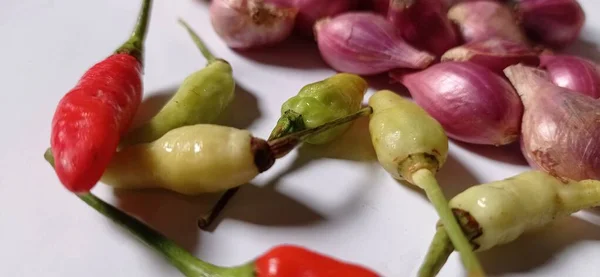 Ingredients Cooking Red Onions Garlic Chilies White Background — 图库照片