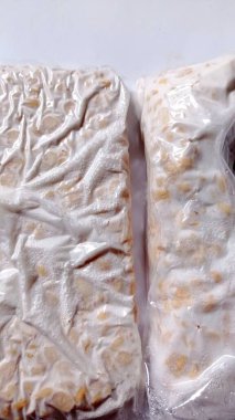 Raw tempeh is made from fermented soybeans, it can be stir-fried and mixed with other dishes