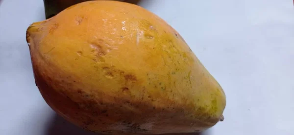 Fresh Papaya Fruit Looks Very Delicious — 图库照片