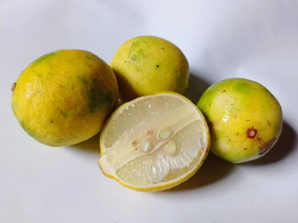 Fresh Lemon Can Made Healthy Drink — 图库照片