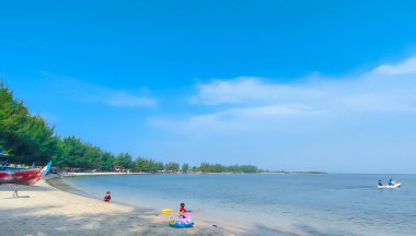 Activities Blebak Beach Jepara During The Day