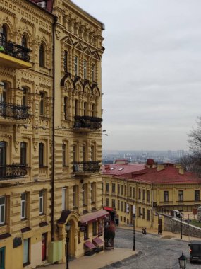 Avrupa şehrinin klasik güzel şehir binası