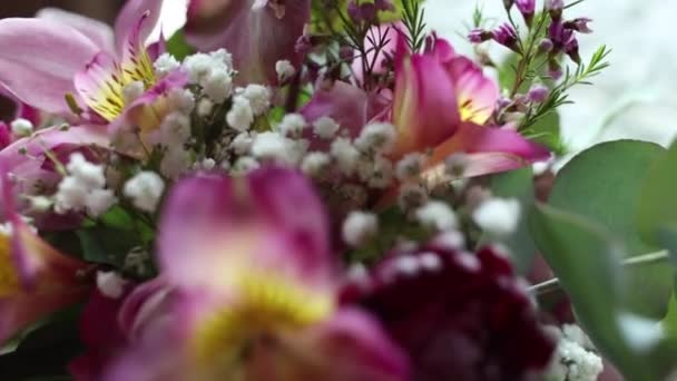 Kytice Krásných Květin Svatební Oslavě — Stock video