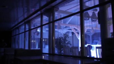 Diskoda dans pistinde hafif müzik