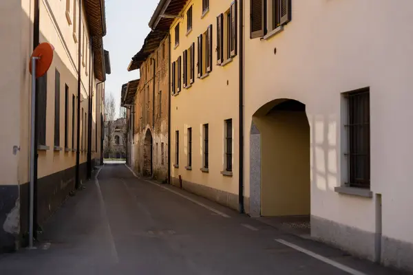 Eine Schöne Architektur Italienischer Gebäude Auf Der Straße — Stockfoto
