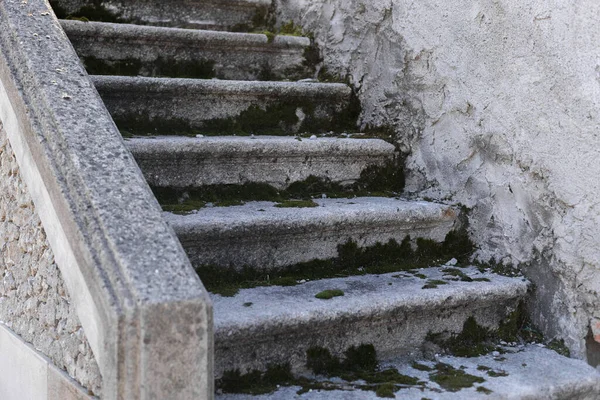 Una Hermosa Escalera Piedra Antigua Castillo Italiano Europa — Foto de Stock