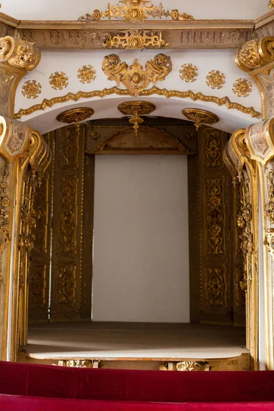 Eine Alte Gotische Goldrahmenwanddekoration Alter Architektur — Stockfoto