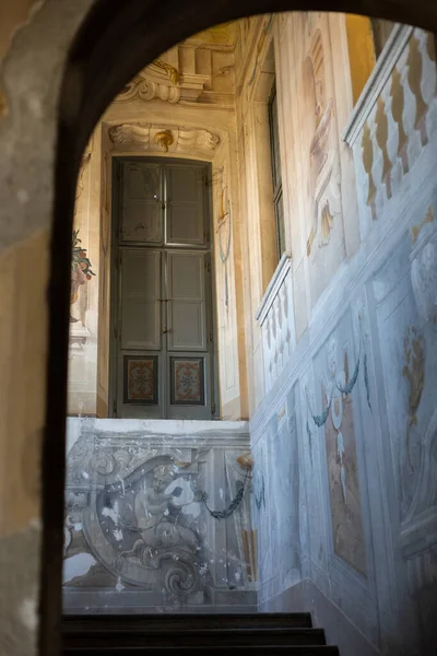 Una Vieja Puerta Vintage Dentro Del Castillo Europeo Italia — Foto de Stock
