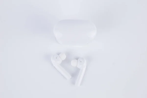 White Wireless Headphones Isolated White Background — Foto de Stock