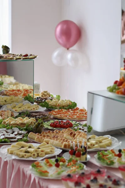 Delicious Snacks Table Restaurant Holiday Food — Fotografia de Stock