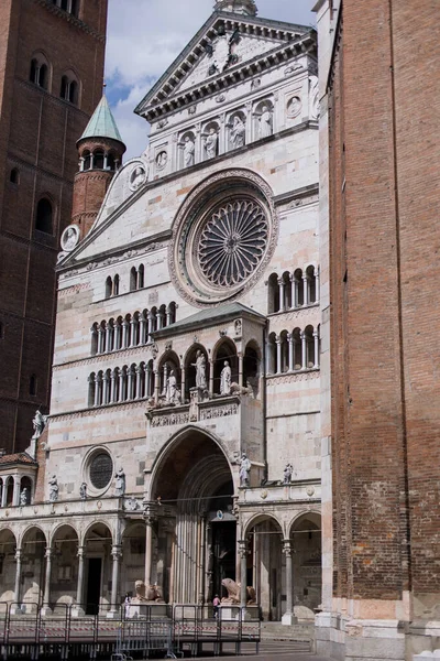 관광지에 이탈리아 양식의 카톨릭 — 스톡 사진