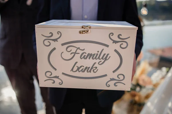 Rodzinna Skrytka Bankowa Ceremonii Ślubu — Zdjęcie stockowe