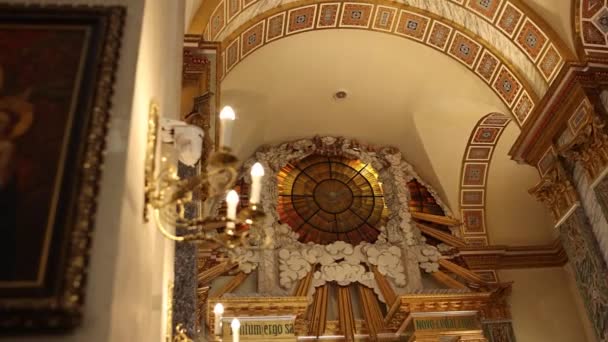 Candle Lamp Wall Catholic Church Interior — Vídeo de stock