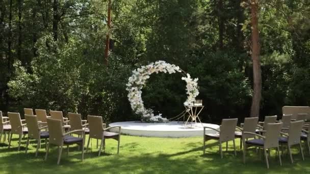 Wedding Arch Flowers Ceremony Park — Stockvideo