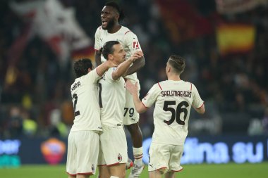 ROME, İtalya - 31.10.2021: IBRAHIMOVIC (MIL) İtalyan Serisi sırasında gol ve kutlama maçı Roma 'daki Olimpiyat stadyumunda ROMA - AC MILAN arasındaki maç.