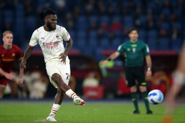 ROME, İtalya - 31.10.2021: KESSIE (MIL) İtalyan Serisi 'nde penaltı golünü attı ve Roma Olimpiyat Stadyumu' nda ROMA - AC MILAN arasındaki bir futbol maçı.