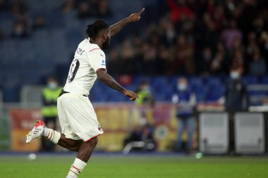 ROME, İtalya - 31.10.2021: KESSIE (MIL) İtalyan Serisi 'nde penaltı golünü attı ve Roma Olimpiyat Stadyumu' nda ROMA - AC MILAN arasındaki bir futbol maçı.