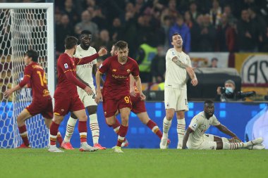 ROME, İtalya - 31.10.2021: EL SHAARAWY (AS ROMA) İtalyan Serisi sırasında gol attı Roma Olimpiyat Stadyumu 'nda ROMA - AC MILAN arasındaki bir futbol maçı.