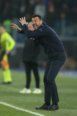 ROME, İtalya - 22.12.2021: D 'AVERSA (COACH SAMP) İtalyan Serisi A futbol karşılaşması sırasında Roma Olimpiyat Stadyumu' nda AS ROMA - UC SAMPDORIA