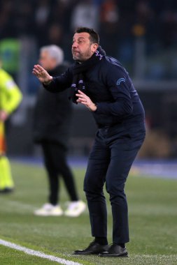 ROME, İtalya - 22.12.2021: D 'AVERSA (COACH SAMP) İtalyan Serisi A futbol karşılaşması sırasında Roma Olimpiyat Stadyumu' nda AS ROMA - UC SAMPDORIA