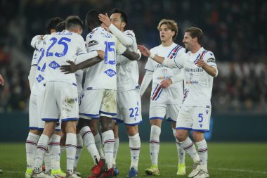 ROME, İtalya - 22.12.2021: GABBIADINI (SAMP) İtalyan Serisi sırasında gol ve CELBRES 'i yakaladı Roma' daki Olimpiyat stadyumunda ROMA - UC SMPDORIA arasındaki futbol maçı