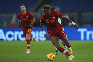 ROME, İtalya - 06.01.2022: TAMMY ABRAHAM (AS ROMA) İtalyan Serisi sırasında Roma 'daki Olimpiyat stadyumunda SS AS ROMA - CAGLIARI arasında oynanan futbol maçı