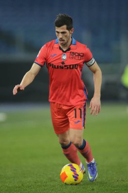 ROME, İtalya - 22.01.2022: İtalyan Serisi sırasında FREULER (ATA), Roma Olimpiyat Stadyumu 'nda SS LAZIO-S ATALANTA arasında oynanan futbol maçı
