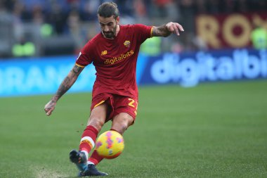 ROME, İtalya - 05.02.2022: RELVAS de OLIVEIRA (AS ROMA) İtalyan Serisi sırasında Roma 'daki Olimpiyat stadyumunda AS ROMA - GENOA FC arasında oynanan bir futbol maçı