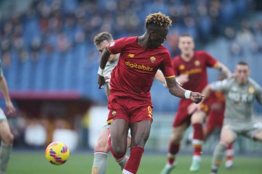 ROME, İtalya - 05.02.2022: TAMMY ABRAHAM (AS ROMA) İtalyan Serisi sırasında Roma 'daki Olimpiyat stadyumunda AS ROMA - GENOA FC arasında oynanan futbol maçı
