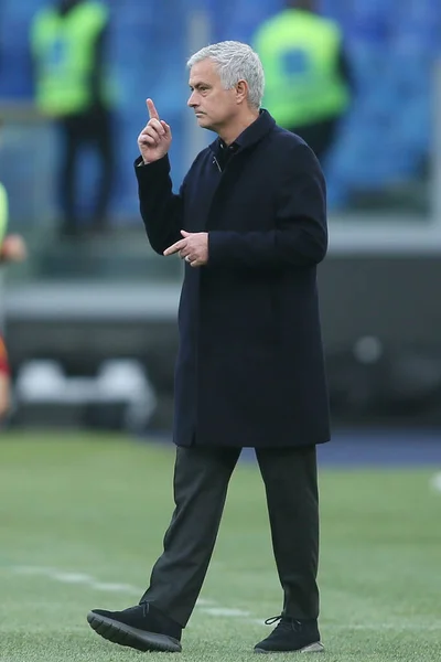 意大利罗马 2022年2月5日 意大利意甲联赛期间 Jose Mourinho Coach Roma 在罗马奥林匹克体育场举行的一场意甲联赛 — 图库照片