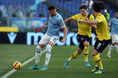 ROME, İtalya - 12.02.2022: MILINKOVIC SAVIC (LAZIO), HICKEY (BOL) İtalyan Serisi sırasında görev başındaydı.