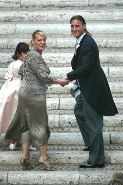 Rome Italy 2005 Archive Photo Wedding Francesco Totti Ilary Blasi — Stock Photo, Image