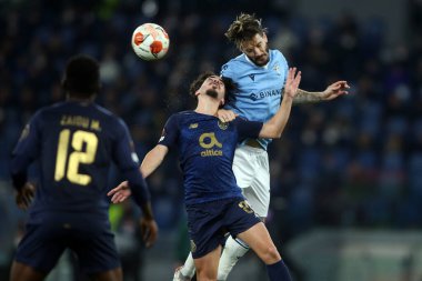 Roma, İtalya - 24.02.2022: Roma 'daki Olimpiyat Stadyumu' nda SS Lazio ile Porto arasında oynanan UEFA Avrupa Ligi Knockout Round-Offs-Leg One futbol maçı sırasında