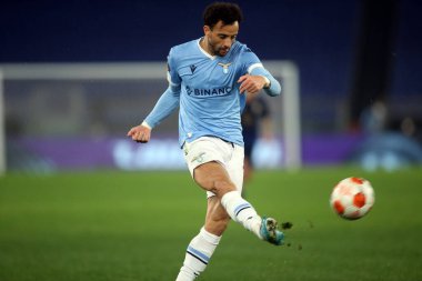 Roma, İtalya - 24.02.2022: FELIPE ANDERSON (LAZIO), UEFA Avrupa Ligi 'nin Avrupa Ligi' ndeki Knockout Round-Offs-Leg One futbol karşılaşması sırasında Roma 'daki Olimpiyat Stadyumu' nda SS Lazio ile Porto arasında başladı.