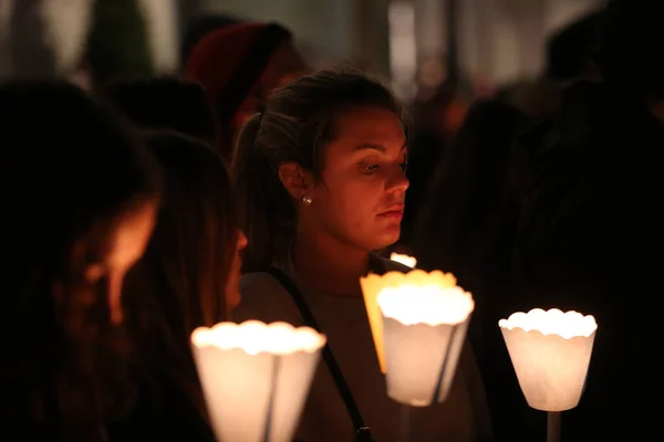 Ρωμη Ιταλια 2022 Ουκρανοί Και Ιταλοί Διαδηλωτές Κεριά Συγκεντρώνονται Στην — Δωρεάν Φωτογραφία
