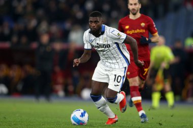 ROME, İtalya - 05.03.2022: BOGA (ATA) İtalyan Serisi sırasında Roma Olimpiyat Stadyumu 'nda SS AS ROMA - S ATALANTA arasında oynanan futbol maçı