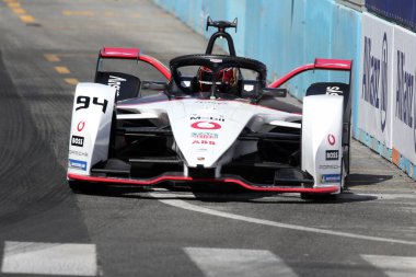Roma, İtalya - 10.04 2022: Pascal Wehrlein Porsche Motorsport ABB ForMULA E, FIA WORLD CHAMPIONSHIP 2022 ROME E-PRIX RACE
