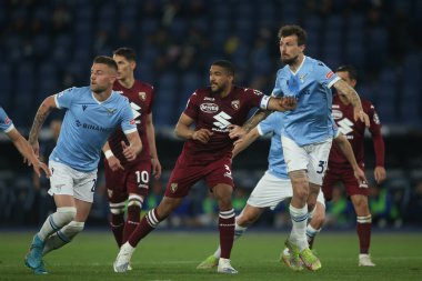ROME, İtalya - 16.04.2022: MILINKOVIC SAVIC (LAZIO), G.BREMER (TOR), F.ACERBI (LAZIO) İtalyan Serisi A futbol karşılaşması sırasında SS LAZIO - TORINO FC