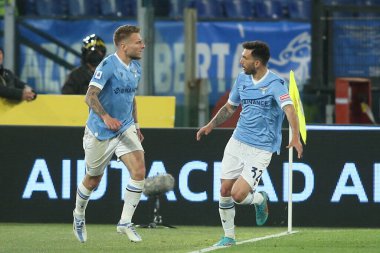 ROME, İtalya - 16.04.2022: CIRO IMMOBILE (LAZIO), İtalya Serisi 'nde 1-1' lik gol attı ve SS LAZIO - TORINO FC arasındaki futbol karşılaşmasını Roma Olimpiyat Stadyumu 'nda kutladı.