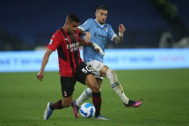 ROME, İtalya - 24.04.2022: MESSIAS (MIL), ZACCAGNI (LAZIO) İtalyan Serisi A futbol karşılaşmasında SS LAZIO - AC MILAN