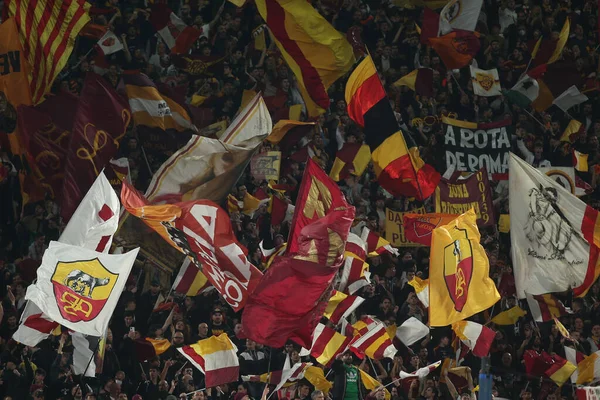 Rome Italy 2022 Roma Supporters Flags Uefa Conference League Quarter — стокове фото