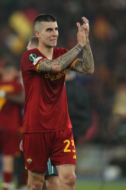ROME, ITALY - 05.05.2022: Roma players GIANLUCA MANCINI (AS ROMA)  celebrates victory at end of the UEFA Europa Conference League semi-final match Roma v Leicester City at the Olympic Stadium in Rome. 