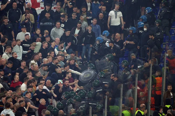 Rome Italy 2022 Leicester Fans Fight Police Uefa Europa Conference — Zdjęcie stockowe