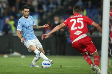ROME, İtalya - 07.05.2022: LUIS ALBERTO (LAZIO) gol (2-0) attı ve İtalya Serisi 'nde SS LAZIO SMPDORIA GENOA ile Roma Olimpiyat Stadyumu' nda oynanan futbol karşılaşmasını kutladı..