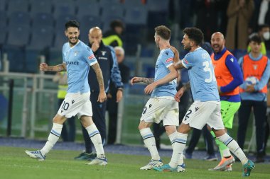 ROME, İtalya - 07.05.2022: LUIS ALBERTO (LAZIO) gol (2-0) attı ve İtalya Serisi 'nde SS LAZIO SMPDORIA GENOA ile Roma Olimpiyat Stadyumu' nda oynanan futbol karşılaşmasını kutladı..